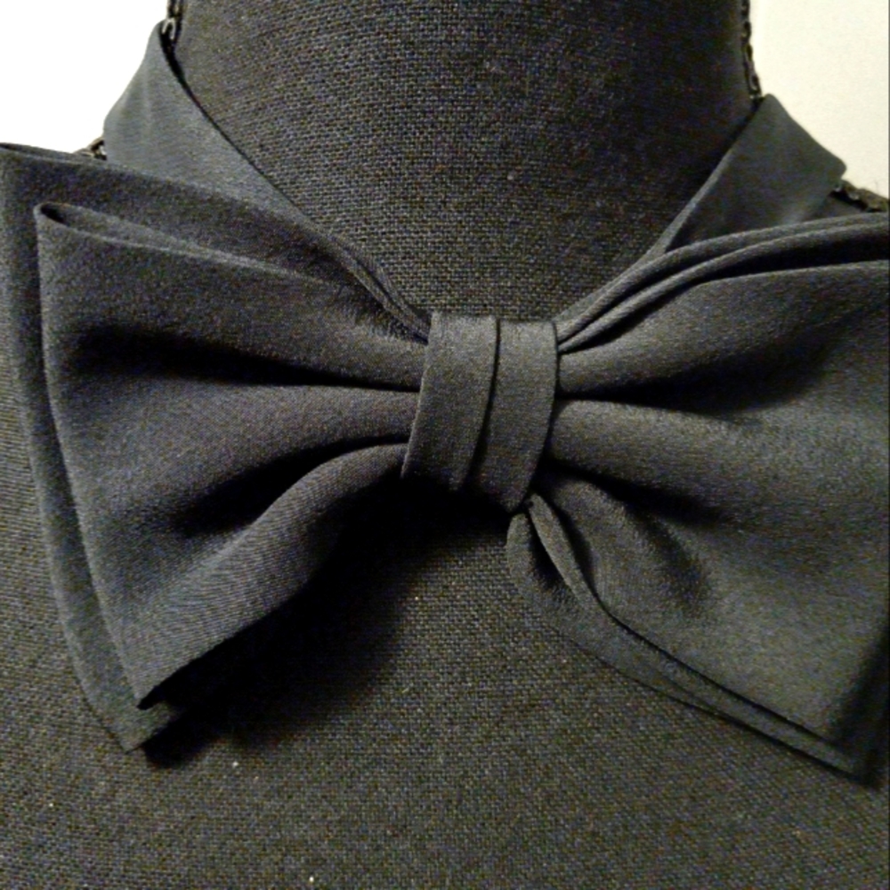 Bonwit teller black bow tie 100% polyester (new years deals!!!!!)